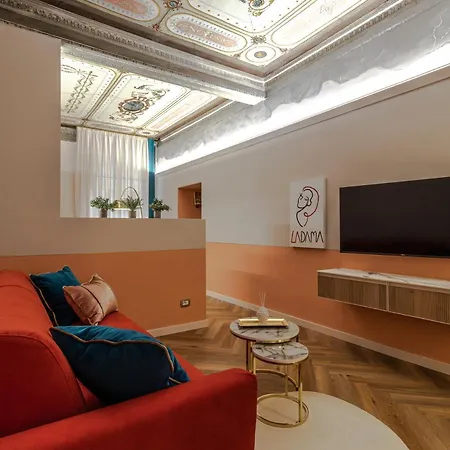 Apartment La Dama Salo